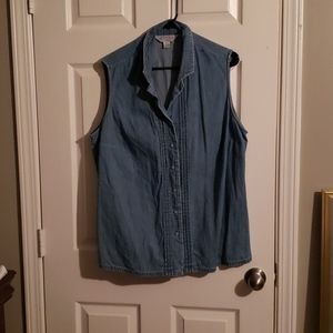 Sale🎈Casual Corner Blue Jean look Womens Size 1x Vest/T